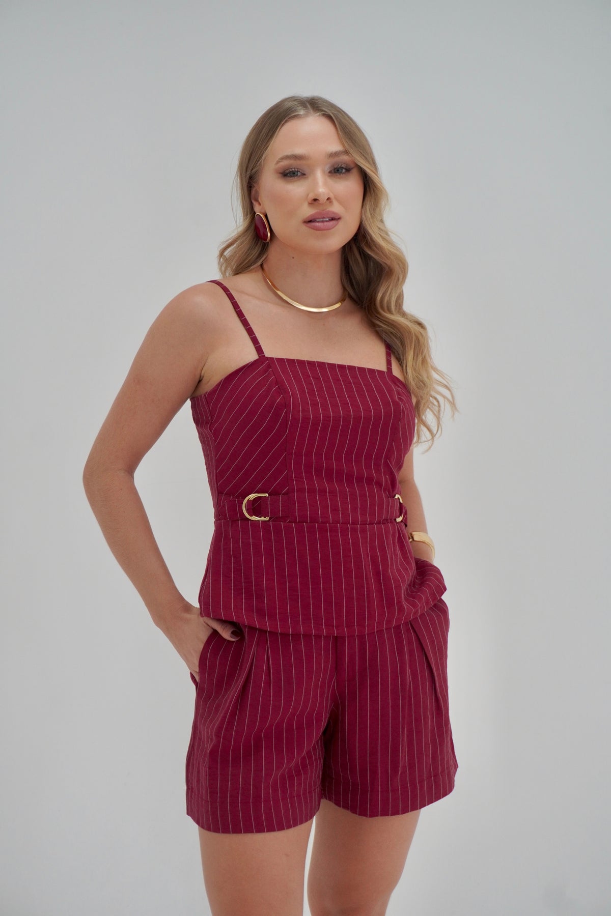 CONJUNTO BERMUDA E BLUSA